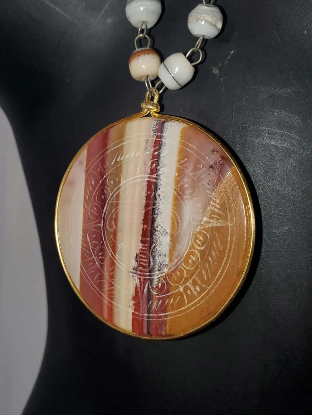 Vintage Taxco Soapstone Round Pendant Necklace Aztec Multicolor
